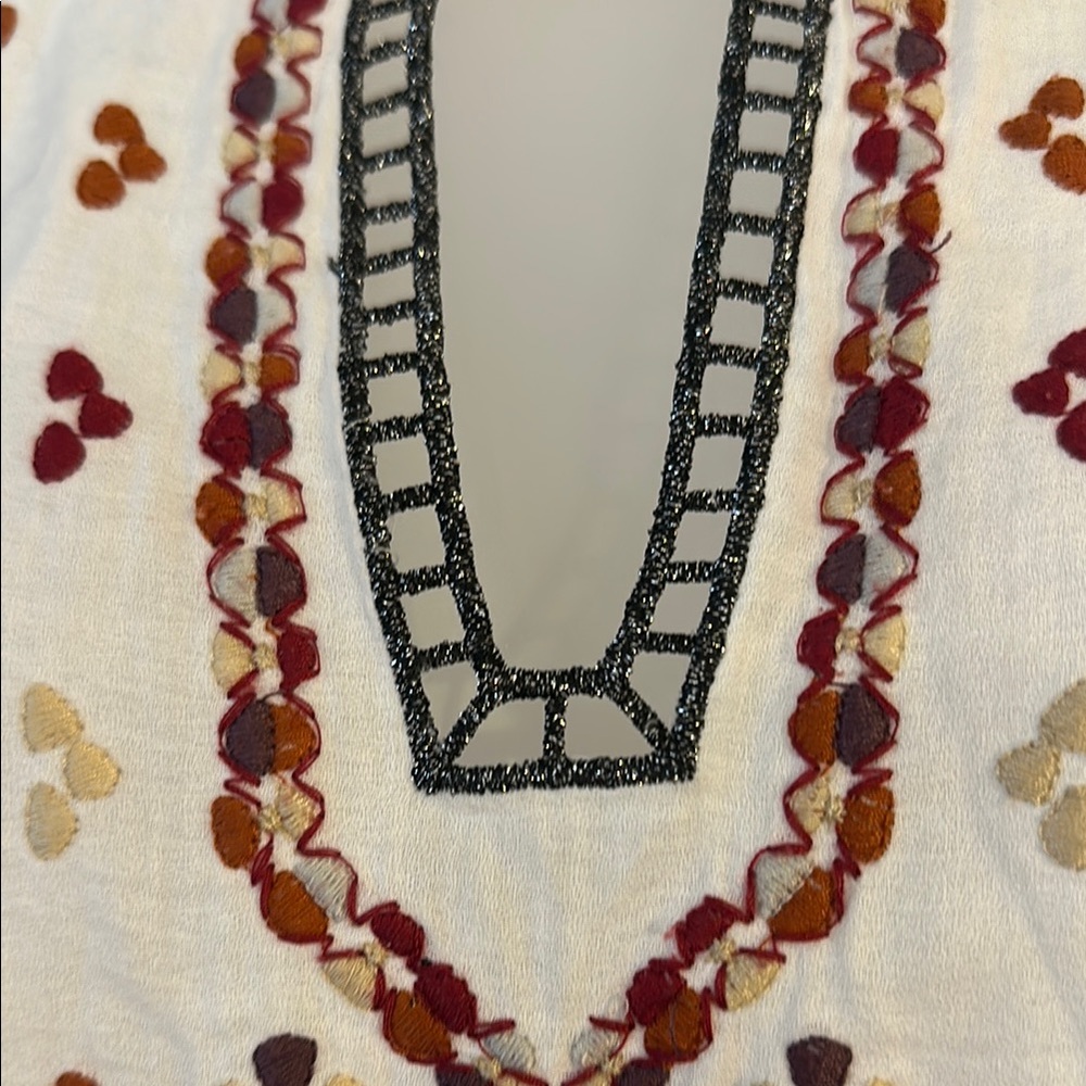 Laundry Embroidered White Boho Top - Picture 5 of 9